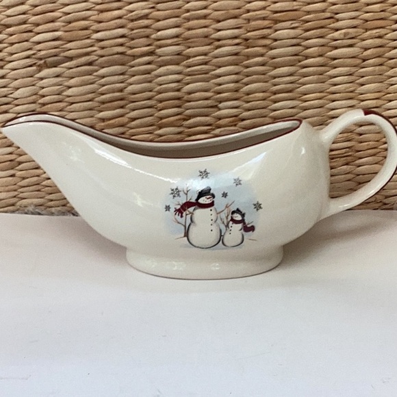 Royal Seasons Stoneware Snowman Family Large Sauce Pitcher Gravy Boat - Picture 3 of 11